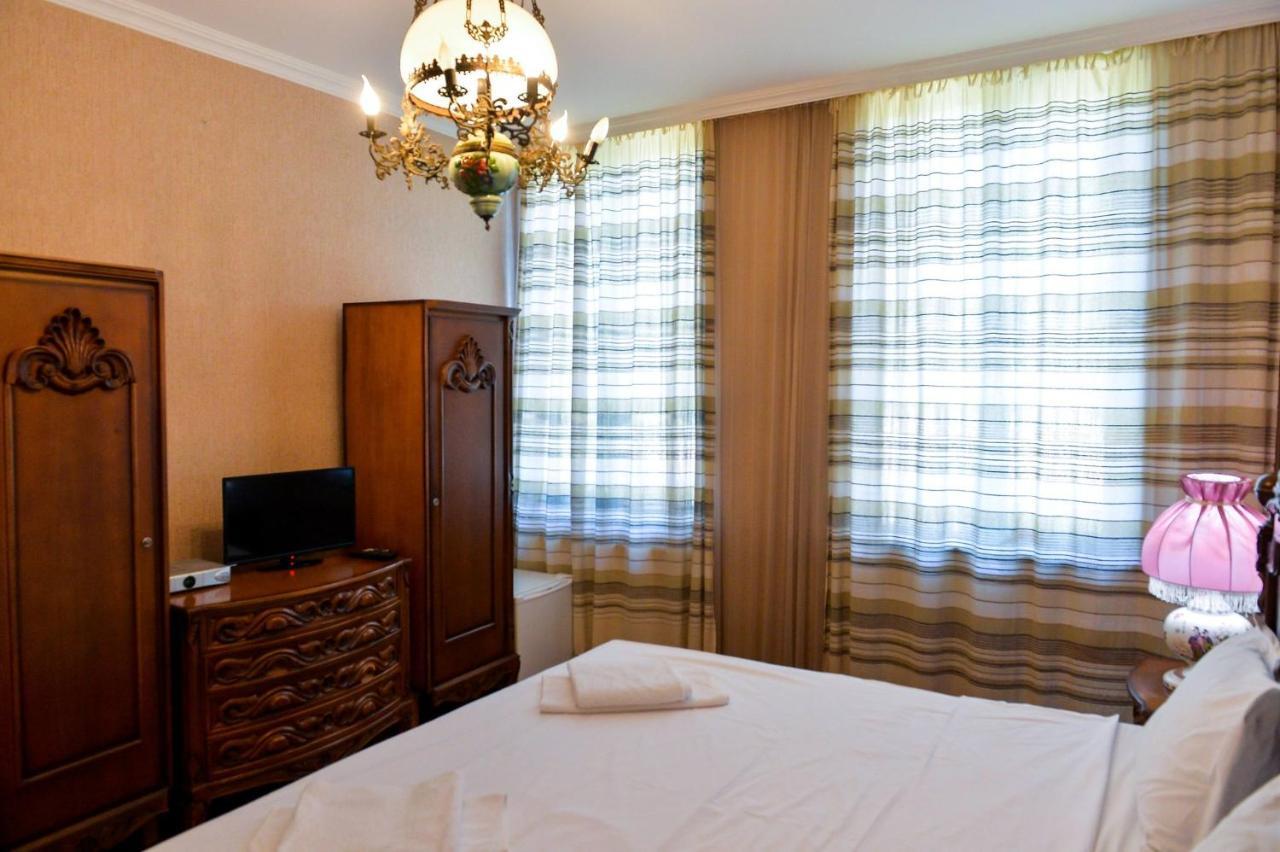 Chateau Chikovani Hotel Gordi Exterior photo